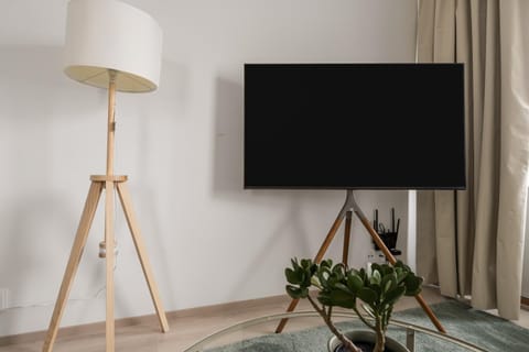 TV and multimedia, Living room, Entertainment, internet