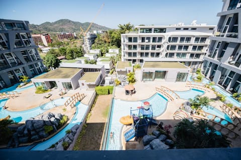 Property building, Swimming pool