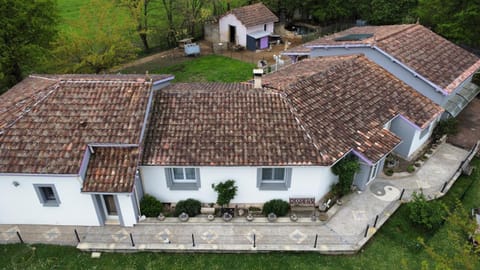 Property building, Bird's eye view