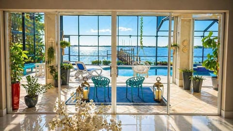 Patio, Day, Natural landscape, Garden, View (from property/room), Balcony/Terrace, Living room, Seating area, Pool view, River view, Swimming pool