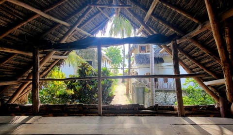 Communal lounge/ TV room, Beach
