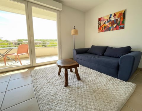 Patio, Balcony/Terrace, Seating area, internet