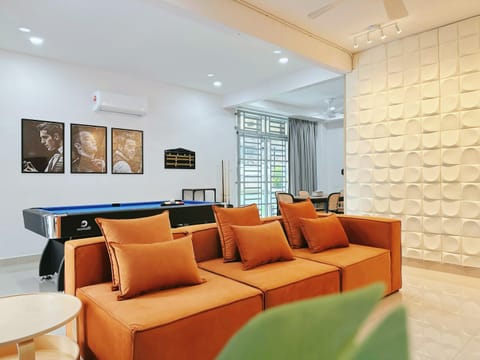 Living room, air conditioner