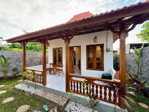 Property building, Balcony/Terrace, Garden view, Inner courtyard view