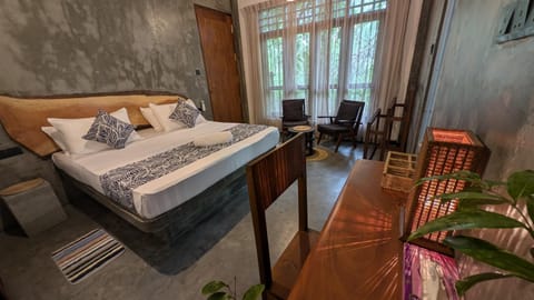 Bed, Seating area, Bedroom