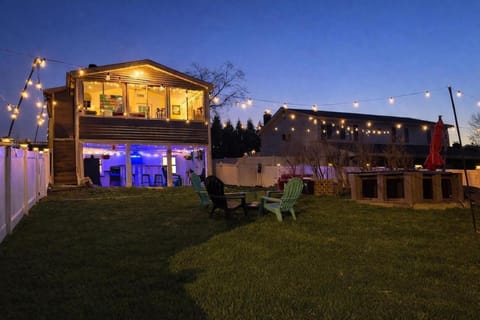 Patio, Night, Garden view