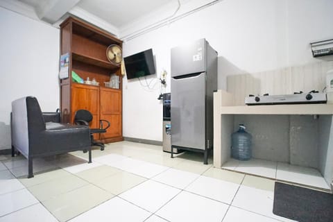 TV and multimedia, Kitchen or kitchenette, Seating area