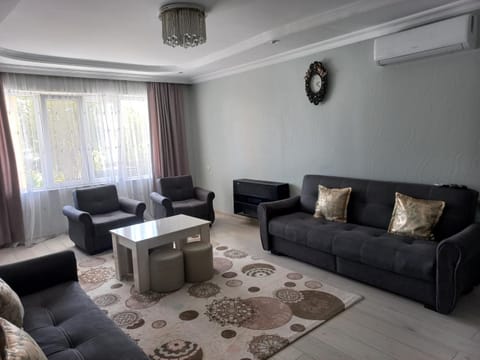 Seating area, air conditioner