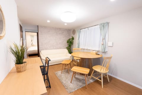 Living room, Photo of the whole room, Dining area