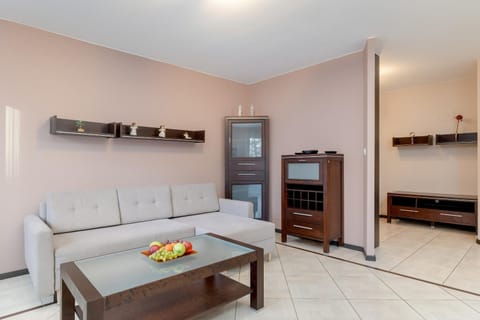 Kitchen or kitchenette, Living room, Seating area