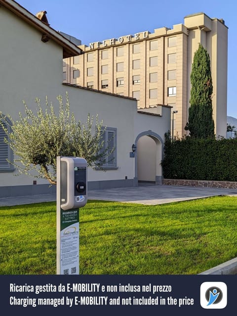 Property building, Day, Text overlay, Parking