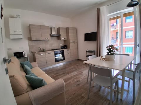 Kitchen or kitchenette, Living room, Dining area