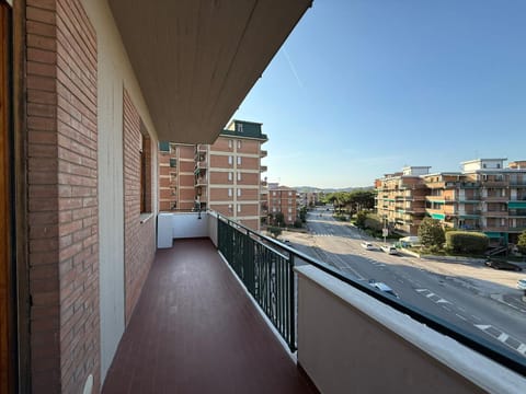 Property building, Balcony/Terrace
