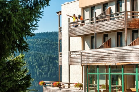 Property building, Balcony/Terrace