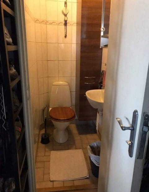 Toilet, Bathroom