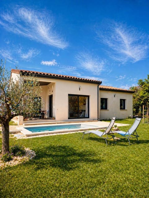 Garden, Swimming pool