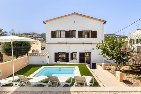Property building, Living room, Swimming pool