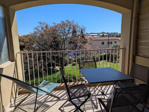 Balcony/Terrace, Dining area