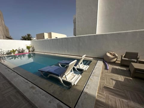 Pool view, Swimming pool
