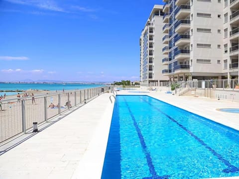 Property building, Pool view, Sea view, Swimming pool, sunbed