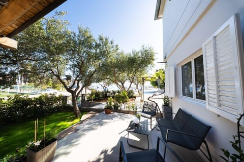 Garden, Garden, View (from property/room), Balcony/Terrace, Balcony/Terrace, Seating area, Garden view