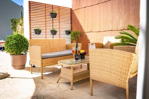Property building, Balcony/Terrace