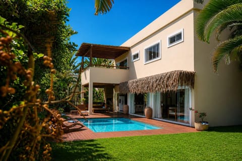 Property building, Pool view, Swimming pool