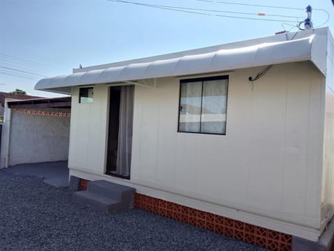 Property building, Day