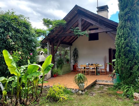 Patio, Garden, Dining area