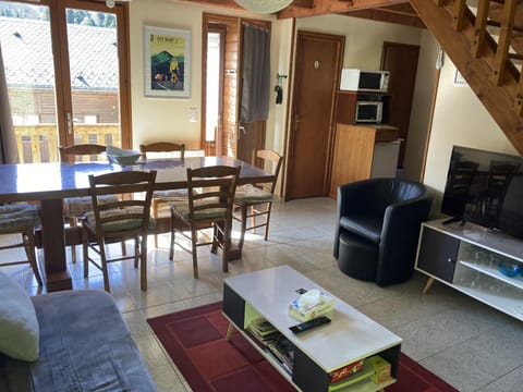 Living room, Dining area