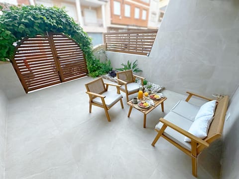 Garden, Balcony/Terrace