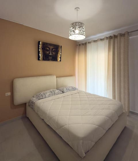 Bed, Bedroom, air conditioner