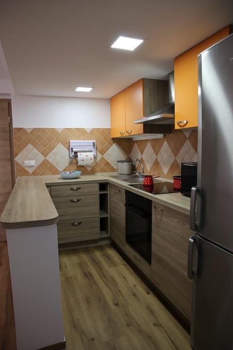 oven, toaster, kitchen