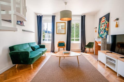 Communal lounge/ TV room, Seating area