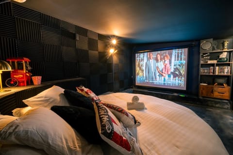 Bed, TV and multimedia
