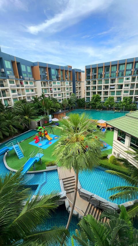 Property building, Spring, Day, Natural landscape, Garden, Garden view, Pool view, Swimming pool