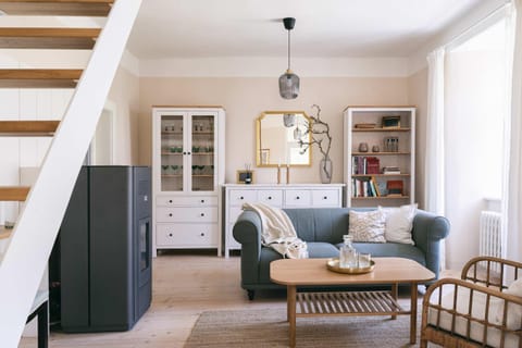 Living room, Seating area, Dining area, wardrobe