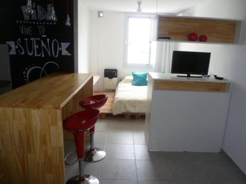 Day, Photo of the whole room