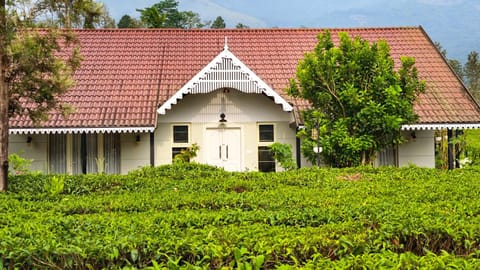 Property building, Natural landscape, Garden, Garden view