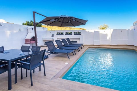 Pool view, Swimming pool