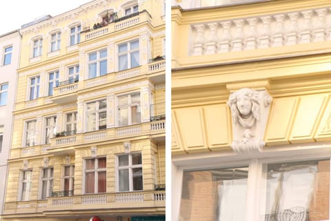 Facade/entrance
