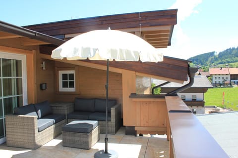 Day, Balcony/Terrace