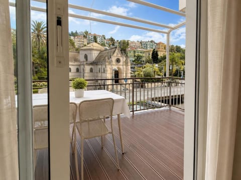 Property building, Patio, Day, View (from property/room), Balcony/Terrace, Dining area
