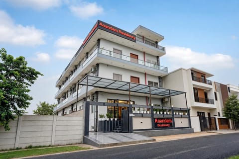 Property building, Day