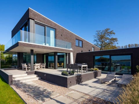 Property building, Summer