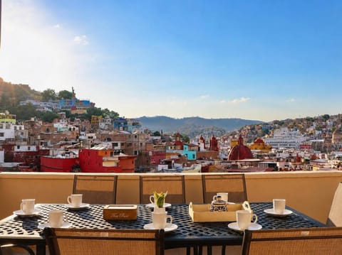 View (from property/room), Balcony/Terrace, City view