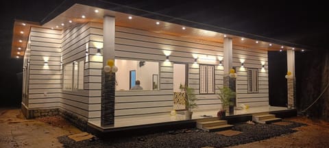 Property building, Night
