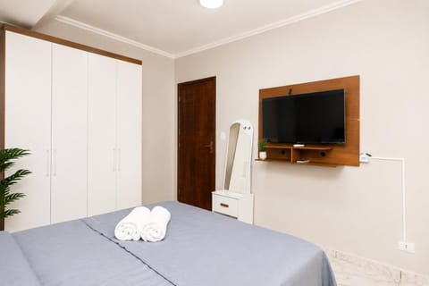View (from property/room), Photo of the whole room, Bedroom