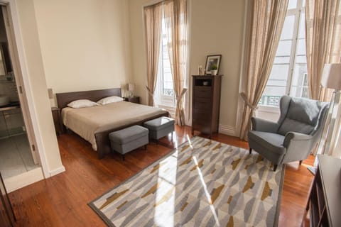 Bathroom, TV and multimedia, Photo of the whole room, Bedroom