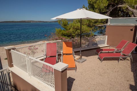 Balcony/Terrace, Beach, Sea view